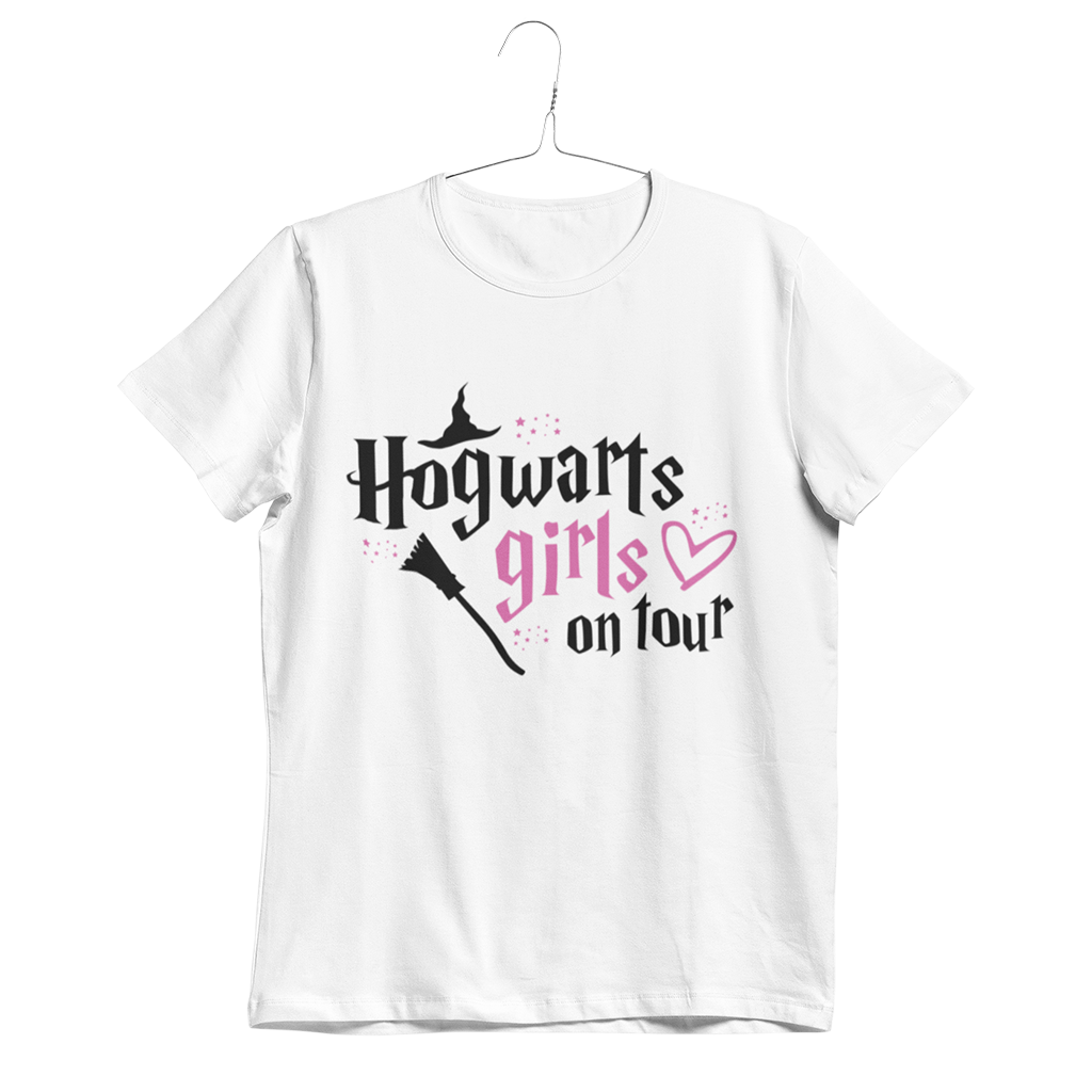 177.1 HOGWARTS GIRLS ON TOUR